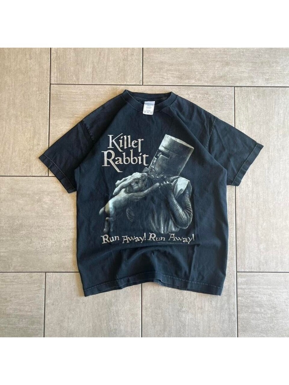 Monty Python Killer Rabbit Run Away  Tee    M